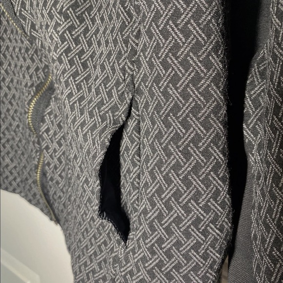 Sejour Black & Gray Stitch Design Zip Up Asymmetrical Blazer Side Pockets | 18W - Picture 3 of 9